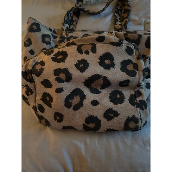 Kelsi Dagger suede leopard print handbag tote snap closure - Picture 3 of 6